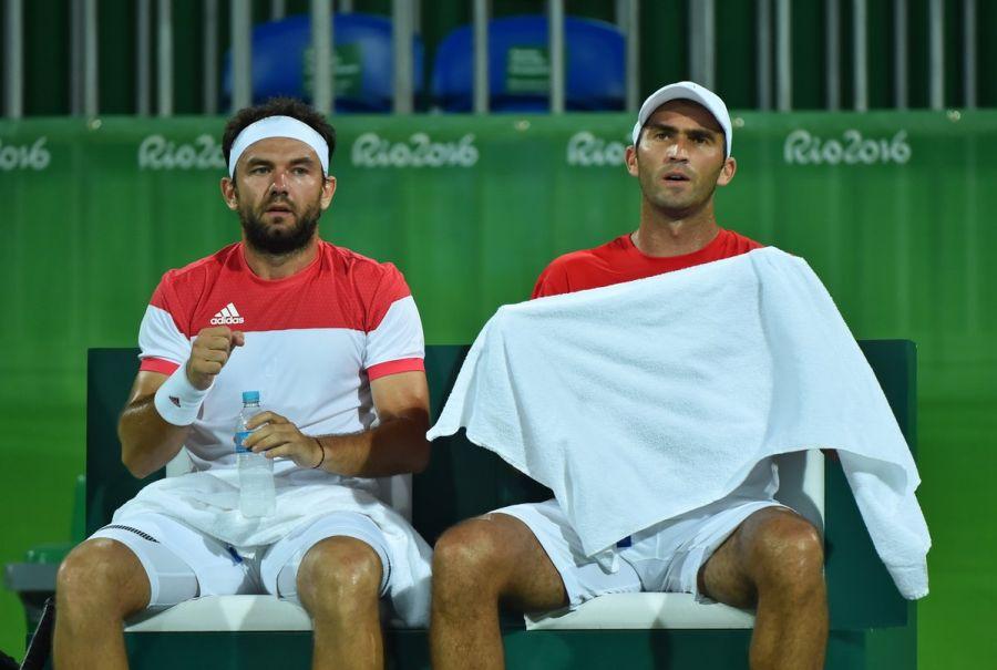mergea-tecau