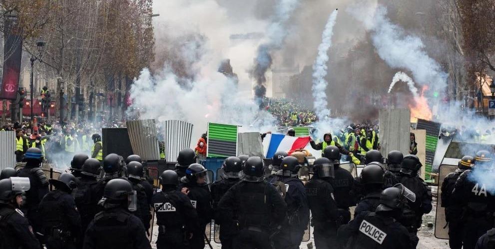Paris incidente