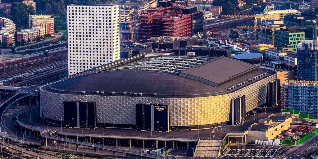 friends_arena13