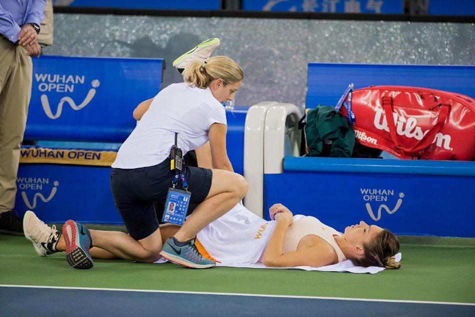 halep-accidentare-wuhan