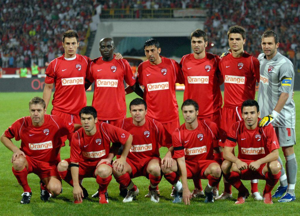 4.FOTBAL:DINAMO BUCURESTI-LAZIO ROMA 1-3,LIGA CAMPIONILOR (28.08.2007)