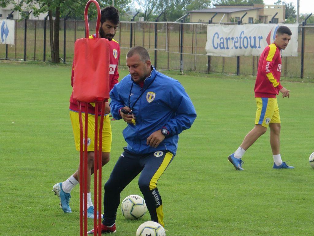 costel enache petrolul