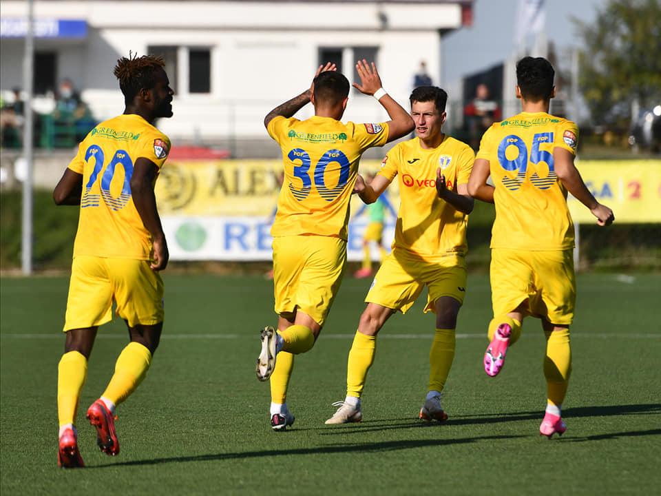 petrolul, metaloglobus