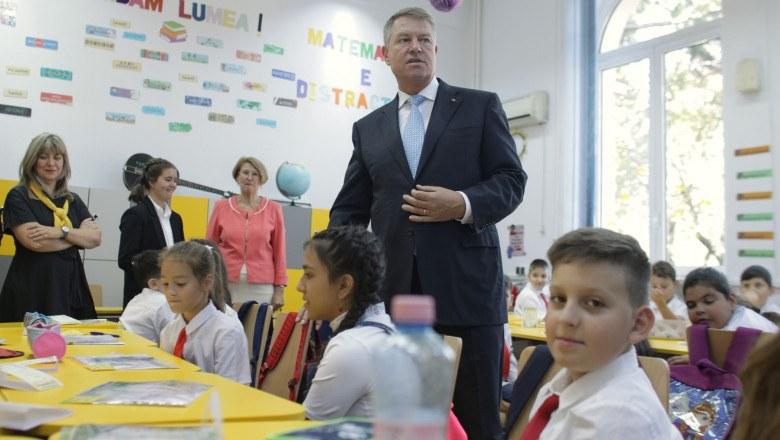 Iohannis Scoala