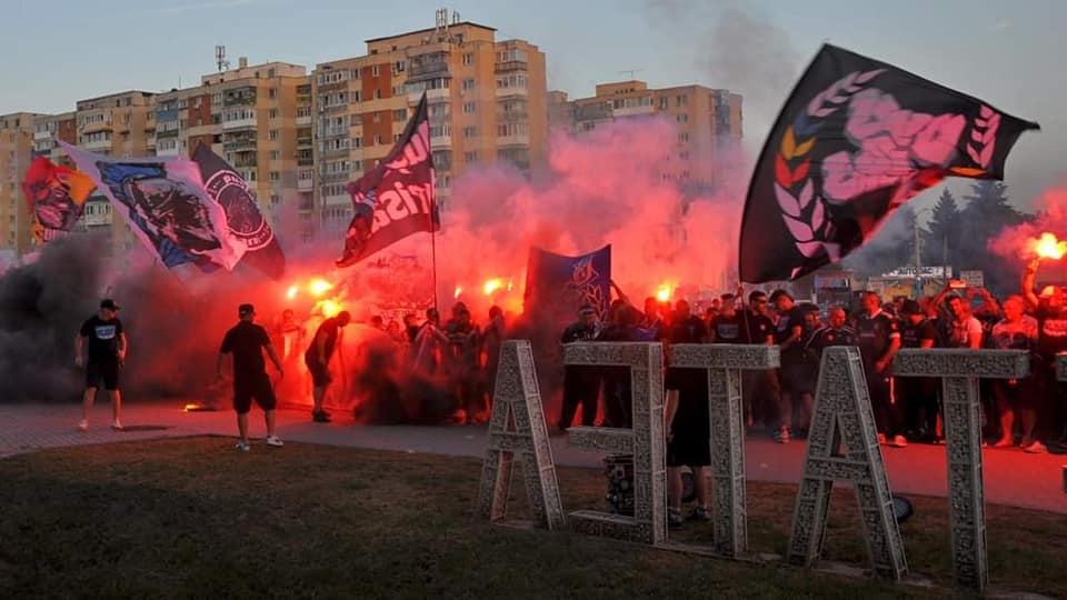 Peluza Sud 97