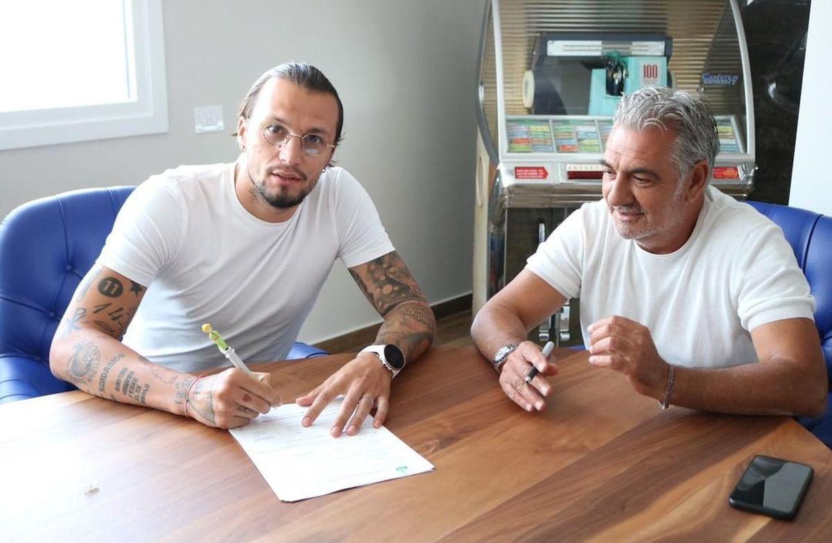Vasile Mogoş, Crotone