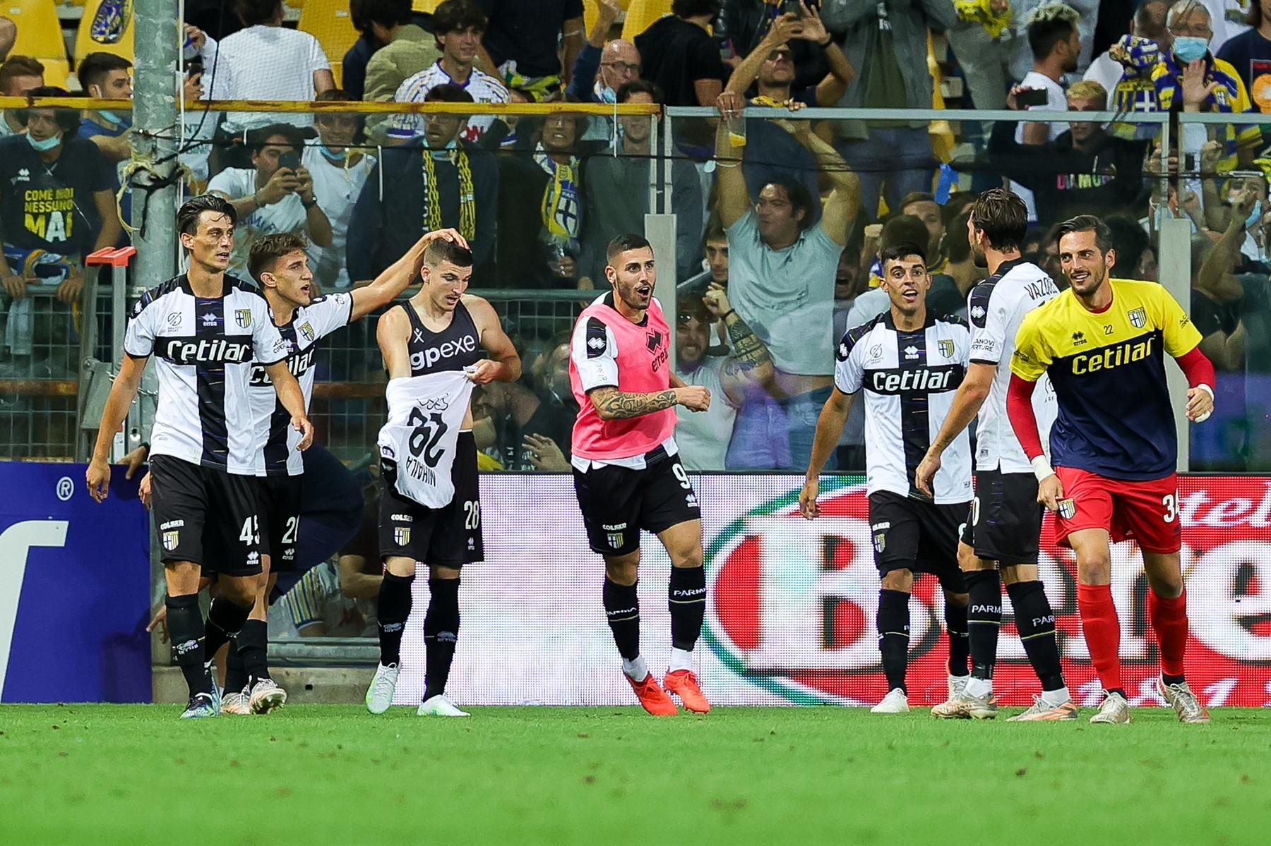 Valentin MIhăilă, Parma vs Benevento – Serie BKT 2021/2022, sursa foto: Profimedia Images