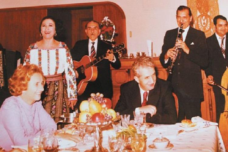 SOȚII CEAUȘESCU
