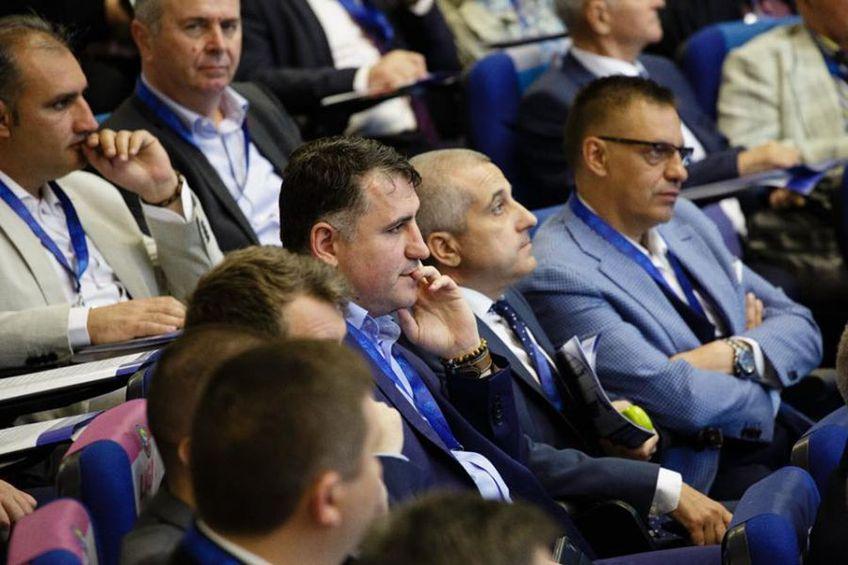 Ciprian Paraschiv, la un curs la sediul FRF