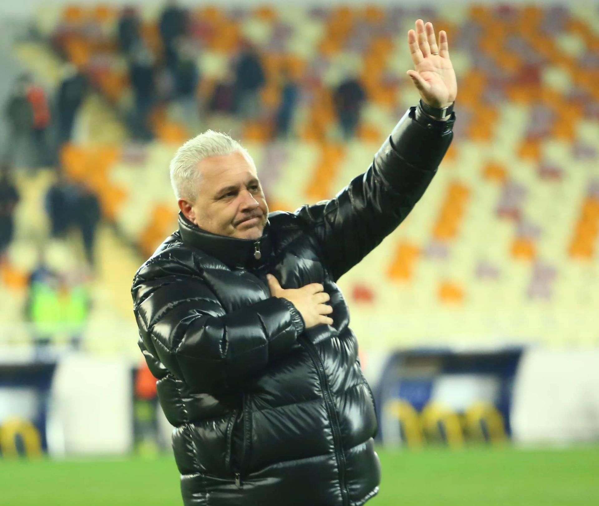 Marius Şumudică