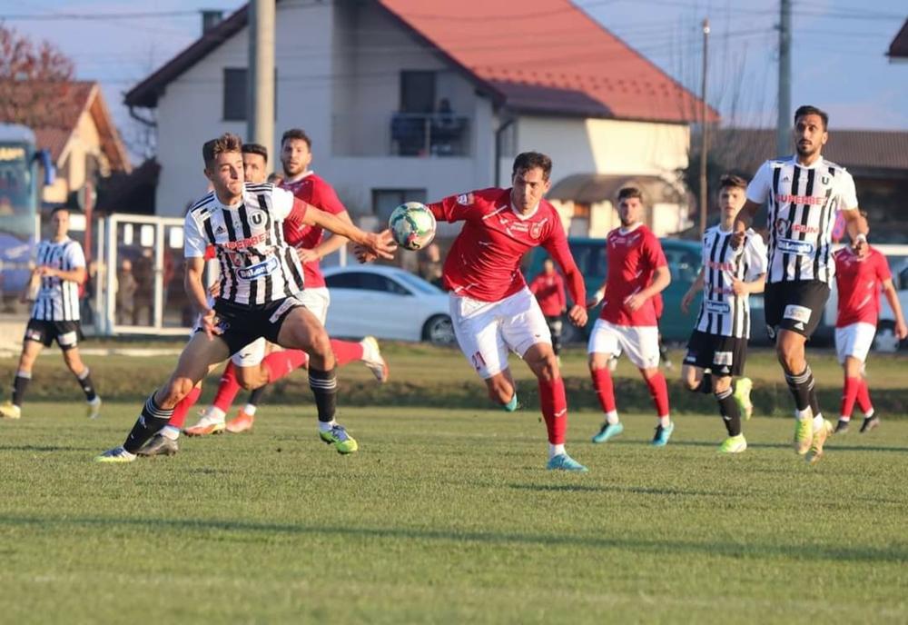 Imagine din meciul CSC Șelimbăr – U Cluj, sursă foto: Realitatea de Cluj