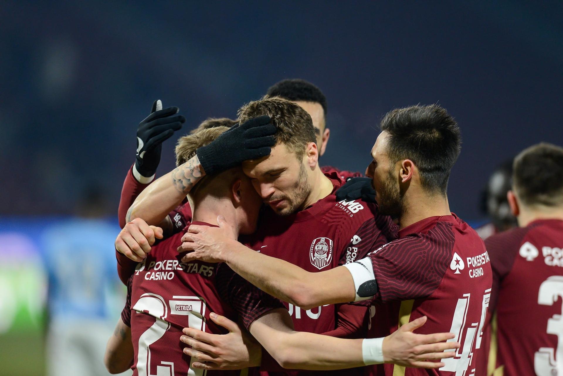 CFR Cluj a câștigat toate cele trei meciuri cu FC Arge; din acest sezon, fără să primească gol