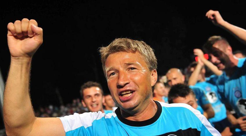 Dan Petrescu, pe vremea când o antrena pe Unirea Urziceni