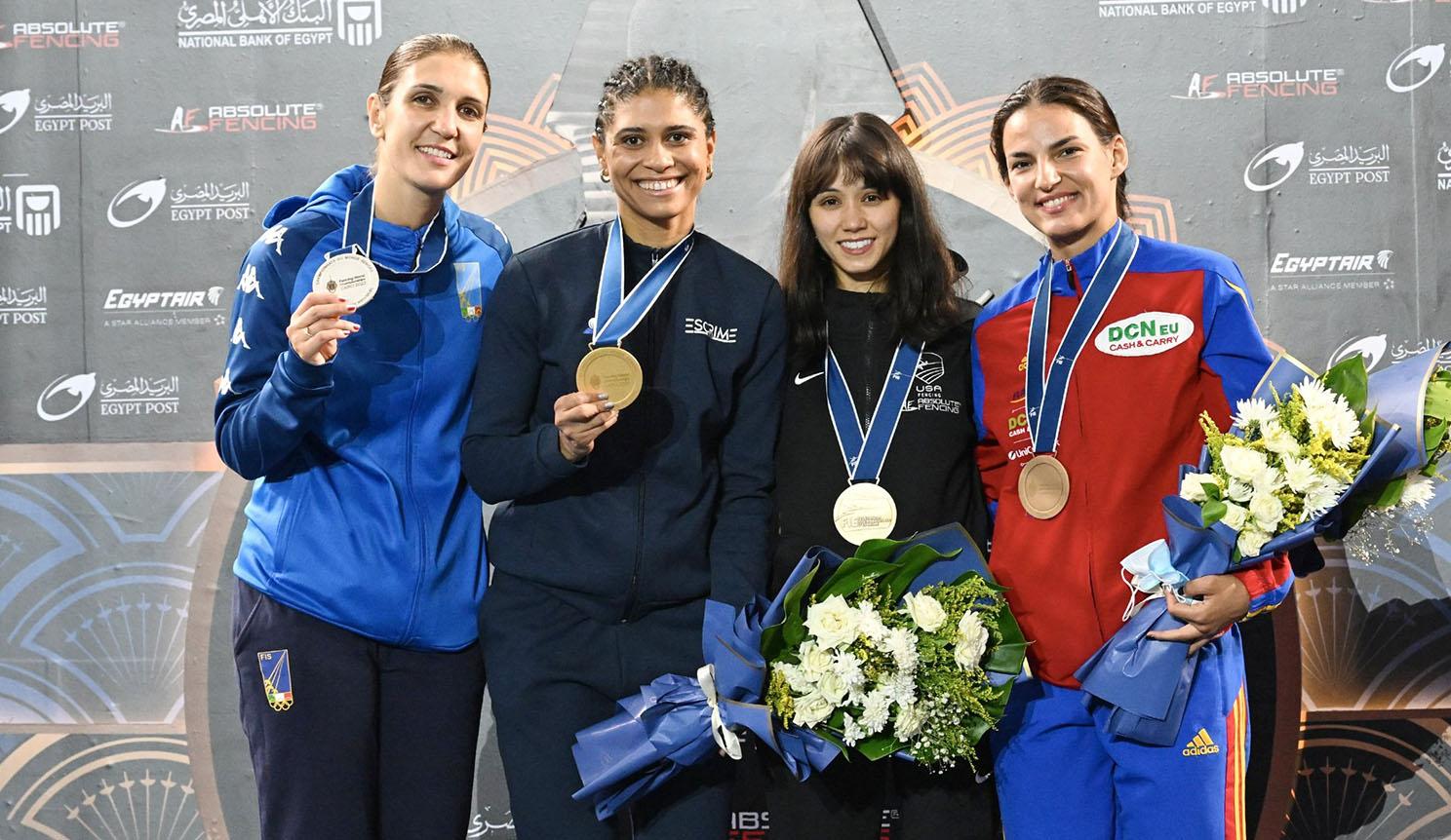 Maria Boldor a câștigat bronzul mondial la floretă la 19 ani după performanța actualului secretar general al FR de Scrimă, Roxana Scarlat