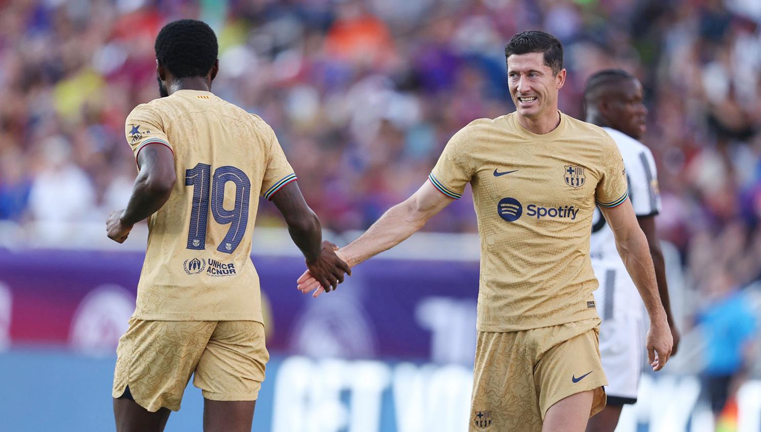 Robert Lewandowski a jucat 107 minute pentru Barcelona, în amicalele cu Real Madrid și Juventus, fără să marcheze vreun gol