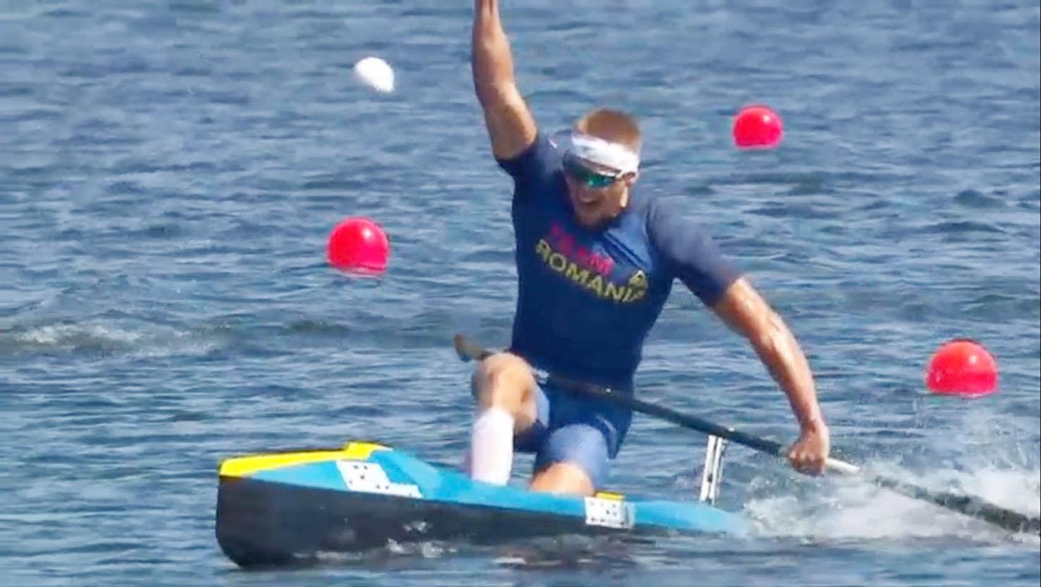 Cătălin Chirilă a fost urmat pe podium de brazilianul Isaquias Santos, campionul olimpic de la Tokyo şi multiplu campion mondial, și de cehul Martin Fuksa, de cinci ori vicecampion al lumii