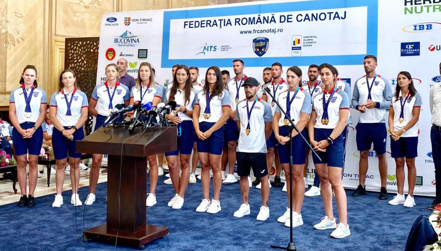 „Ministerul Sportului nu a fost invitat să participe nici la organizare, nici la evenimentul în sine, şi nici nu a primit o informare oficială în acest sens”, a argumentat ministrul Sportului, Eduard Novak