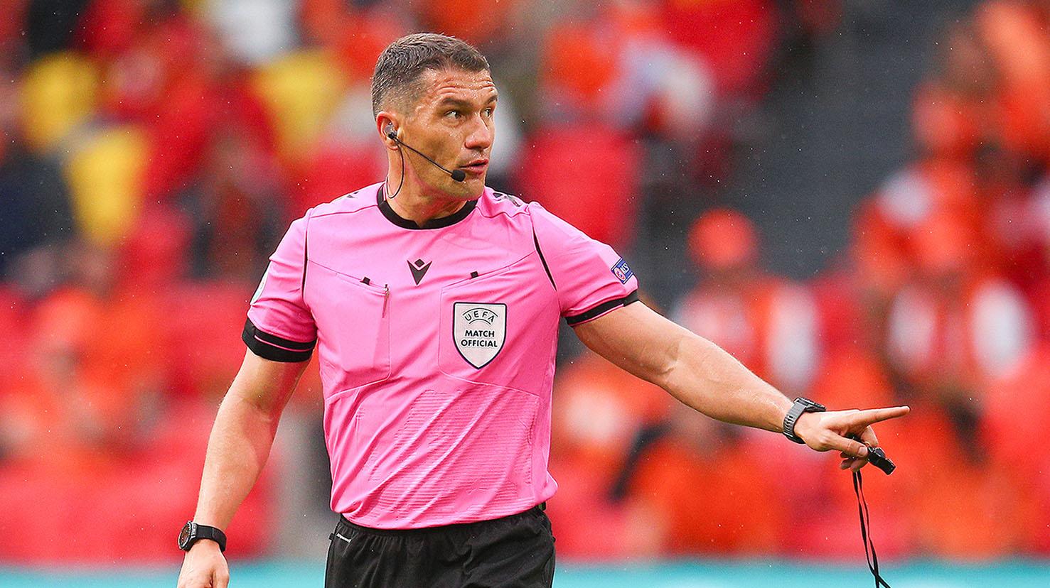 Istvan Kovacs va arbitra meciul Danemarca – Franța, la sfârșitul căruia gazdele se pot califica în semifinalele Ligii Națiunilor, iar oaspeții, campioni mondiali en-titre, pot retrograda