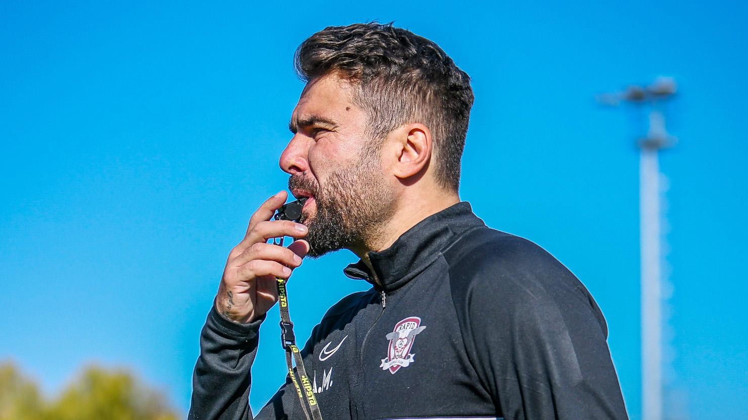 Antrenorul Rapidului, Adrian Mutu, a făcut o declarație care îi va umple pe fanii alb-vișinii de bucurie: „Nu neg faptul că mă gândesc la titlu”