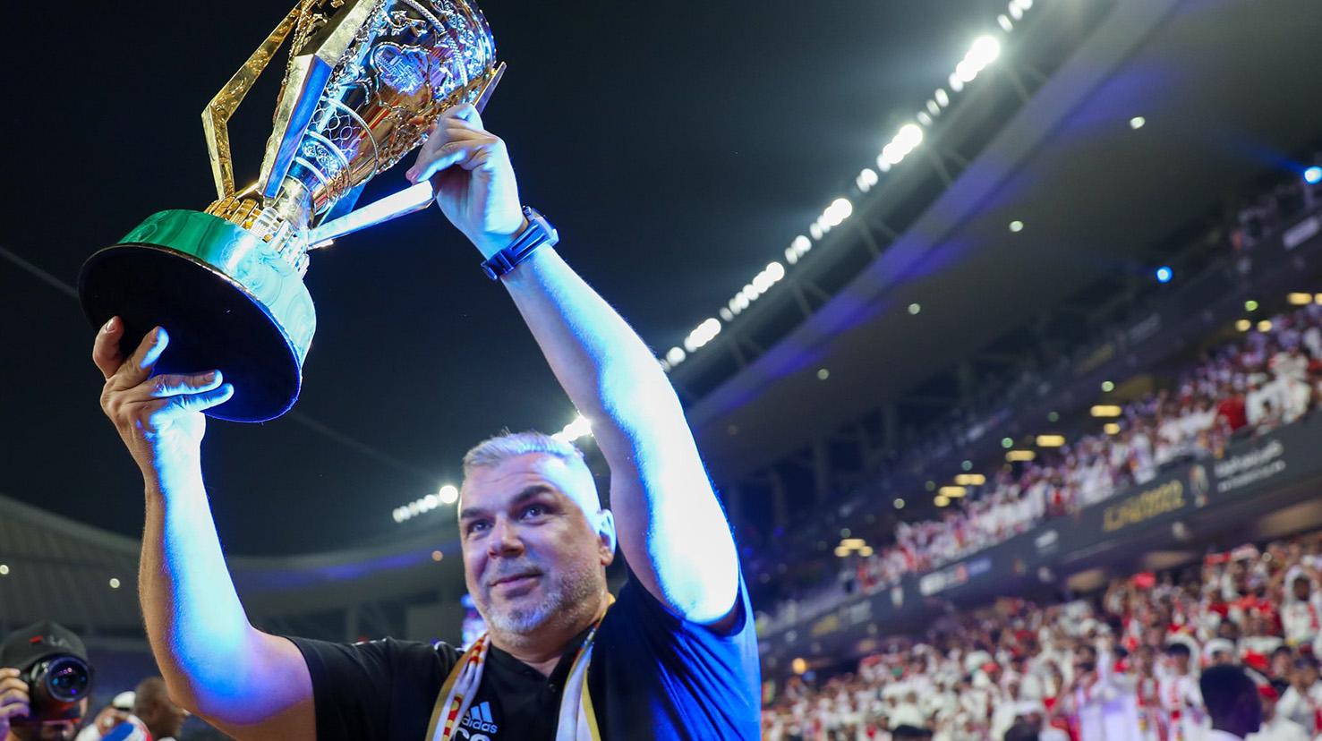 Cosmin Olăroiu a ajuns la al nouălea trofeu în zona Golfului