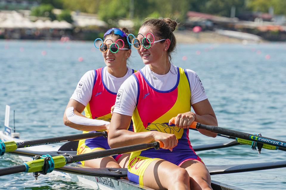 Simona Radiș și Ancuța Bodnar-02