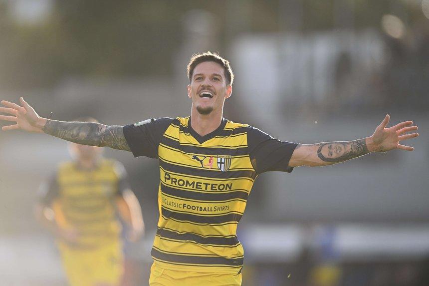 dennis-man-parma-calcio
