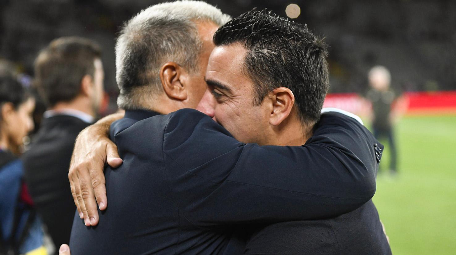 Joan Laporta nu a ratat ocazia și l-a atacat subtil pe Xavi la două luni de la despărțirea acestuia de Barcelona