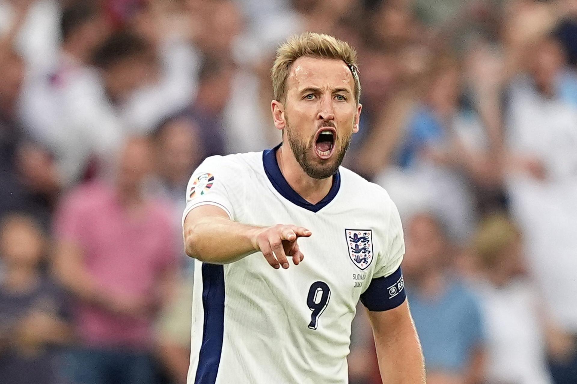 Harry Kane, criticat aspru de un fost fotbalist din Premier League: „Sunt îngrijorat că avem un Ronaldo în echipă și că trebuie să jucăm cu el”