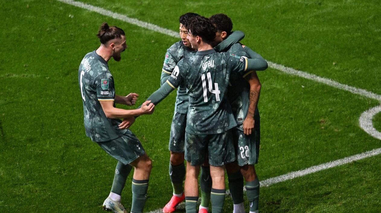 Radu Drăgușin Son Heung-min