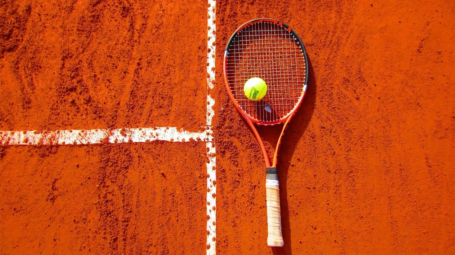 Tenis