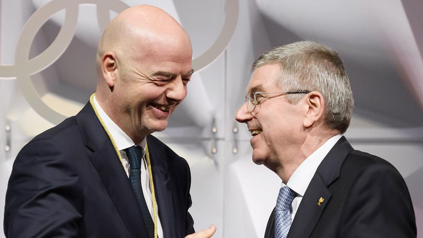 Gianni Infantino și Thomas Bach