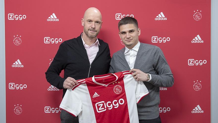 2019-04-04 Contract Razvan Marin Johan Cruijff ArenA Amsterdam