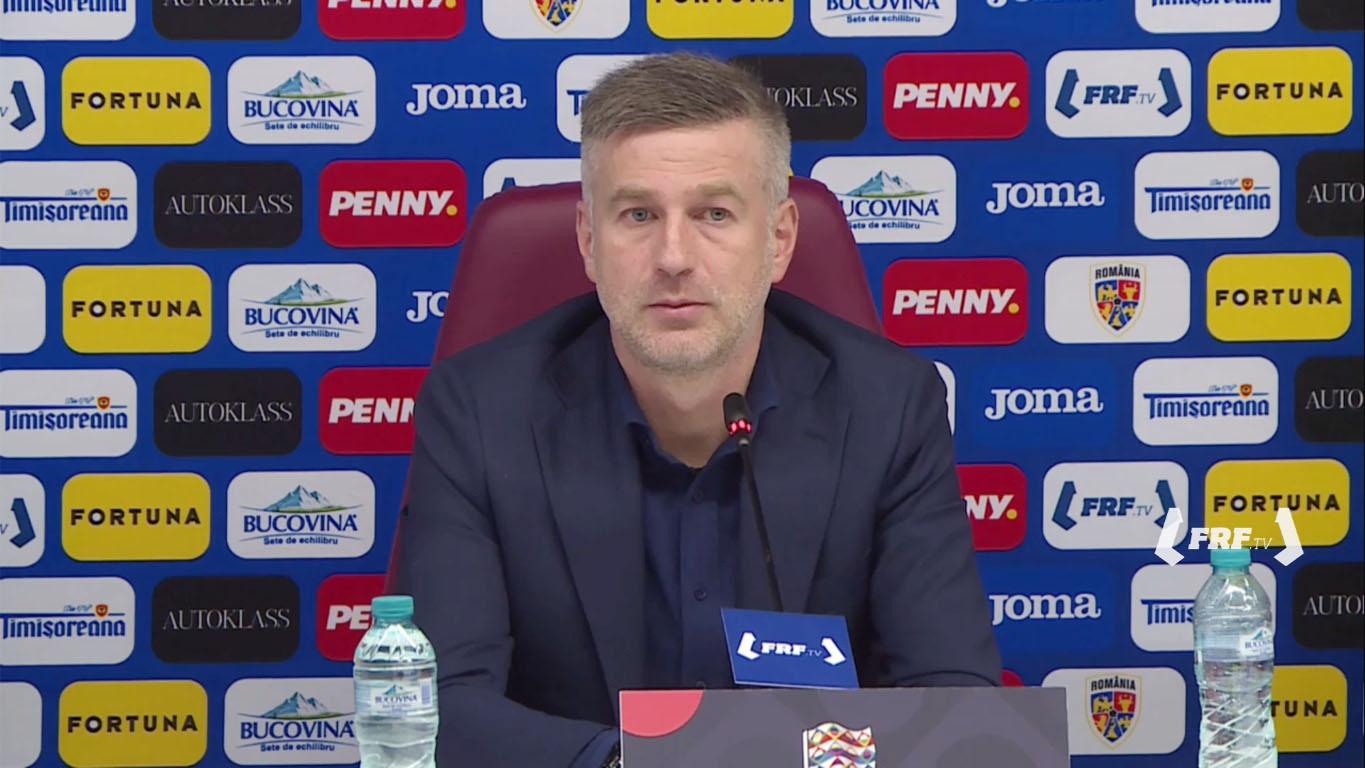 Edward Iordănescu a stat pe banca tehnică a echipei naţionale la opt meciuri şi are un bilanţ de două victorii, două remize şi patru înfrângeri