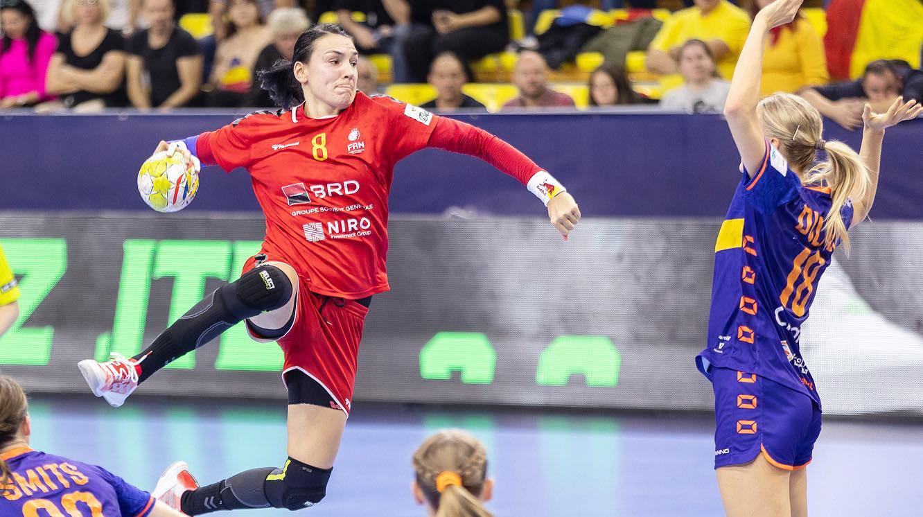 Cristina Neagu a marcat 8 goluri din 17 aruncări în primele două meciuri ale României la CE de handbal