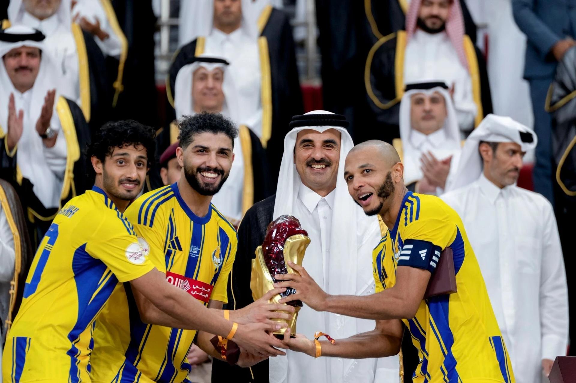 hamad-bin-khalifa-al-thani-centru-profimedia-5wOWYK