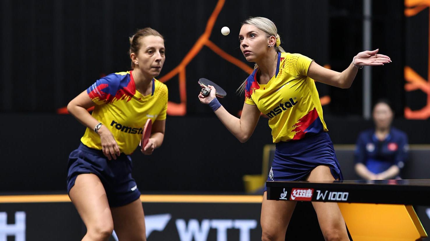 Elizabeta Samara şi Bernadette Szocs