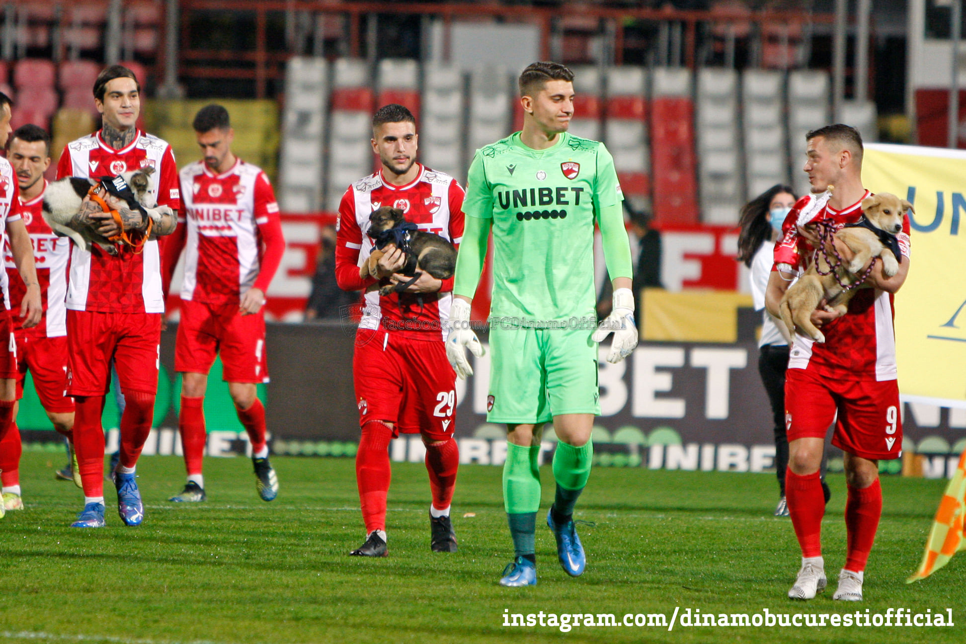 Fotbal: FC Hermannstadt l-a transferat pe Plamen lliev de la Dinamo