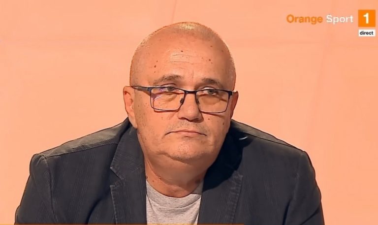 Comentatorul sportiv Emil Grădinescu, plângere la poliţie după ce gardul casei sale a fost vandalizat de suporteri