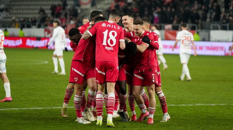Un jucător al lui Dinamo, propunerea-surpriză pentru echipa națională a legendei Craiovei: „L-aș naturaliza”