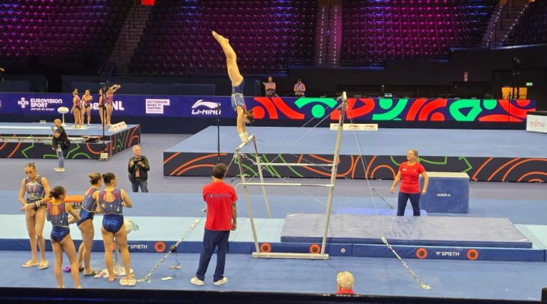 FRG împachetează frumos dezastrul de la CM: „O echipă unită, sportivele şi colectivul tehnic s-au susţinut reciproc”